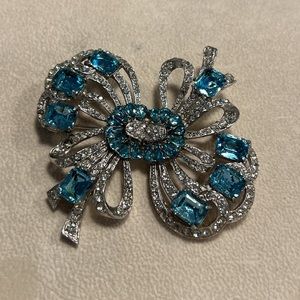 Vintage aquamarine brooch